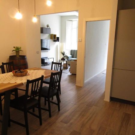 Appartamento In Centro Storico. Камайоре Екстериор снимка